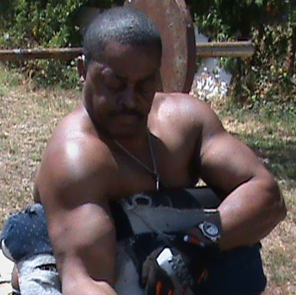 Walter Richardson Photo 15