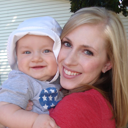 Amanda Crouch Photo 14