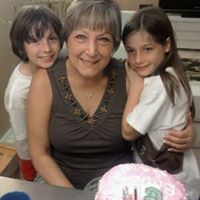 Sara Schwartz Photo 21