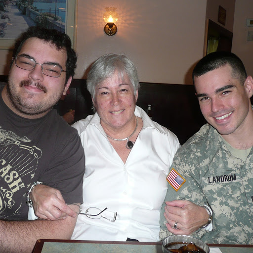 Cynthia Landrum Photo 14
