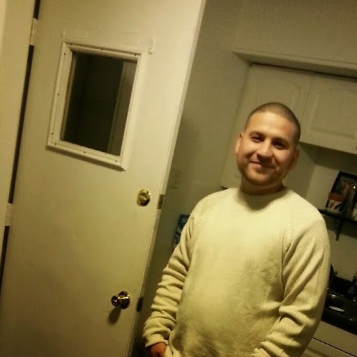 Steven Ruiz Photo 42