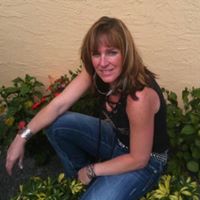 Debbie Decker Photo 20