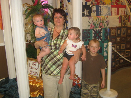 Tina Scott Photo 32