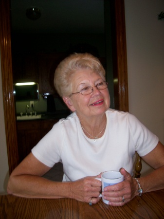 Linda Myers Photo 18