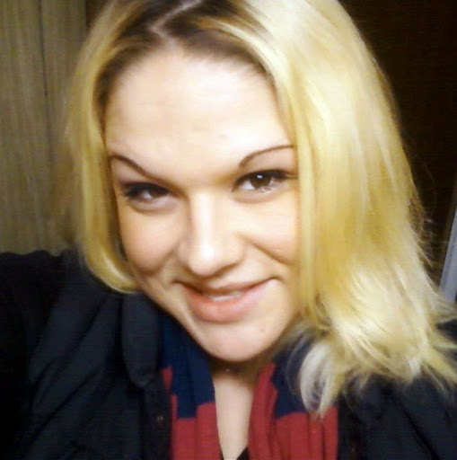 Amy Riggins Photo 3