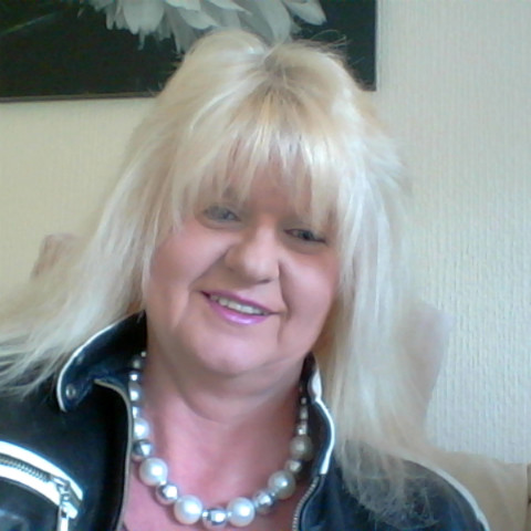 Denise Gibson Photo 34