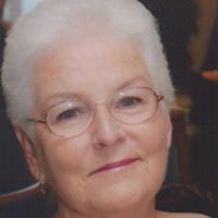 Sharon Marshall Photo 18