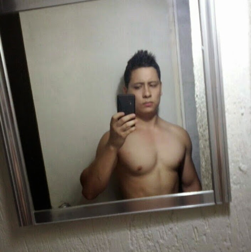 Hector Govea Photo 17