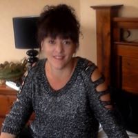 Maria Guthrie Photo 22