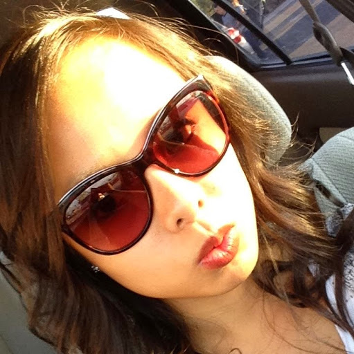 Helen Trinh Photo 10