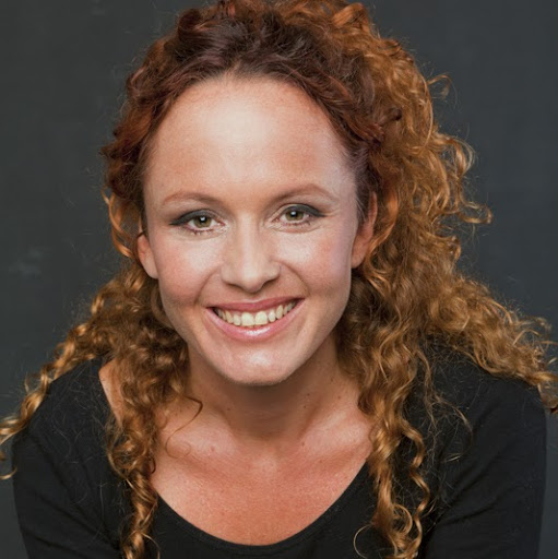 Tiffany Barton Photo 16