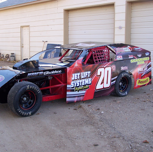 Dustin Hansen Photo 15