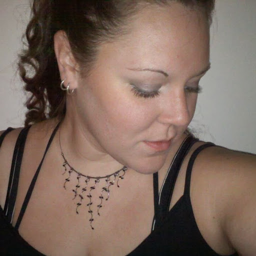 Allison Tucker Photo 8