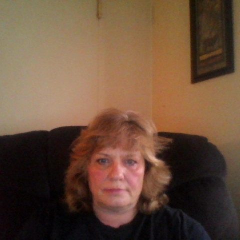 Karen Harvey Photo 37