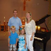 Angie Hansen Photo 10