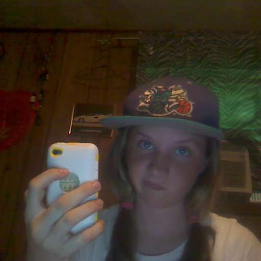Kaitlyn Barnes Photo 19