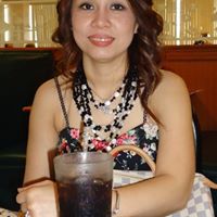 Julie Pham Photo 27