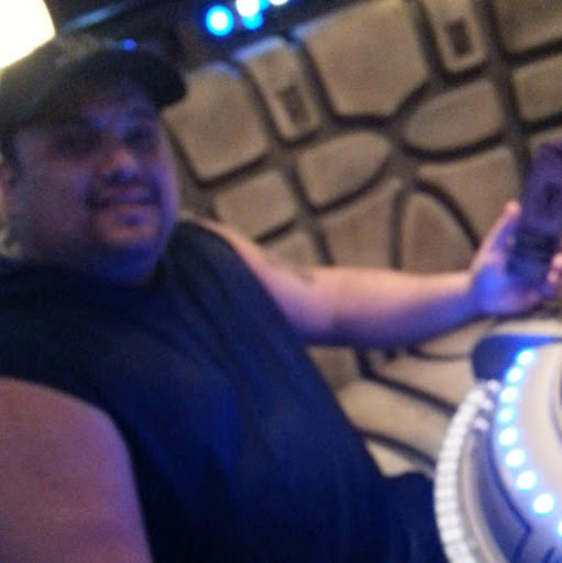 Anthony Figueroa Photo 3