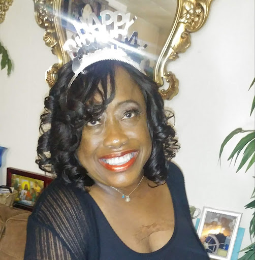 Betty Thomas Photo 3