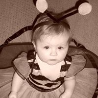 Elizabeth Mcclanahan Photo 5