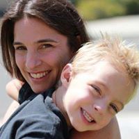Lori Curtis Photo 30