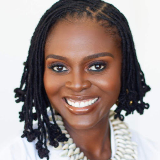 Kari Williams Photo 32