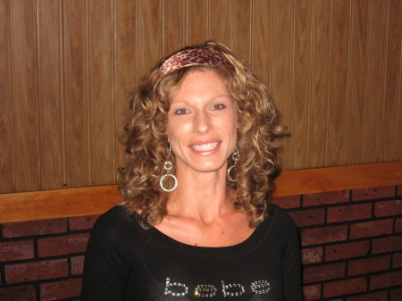 Leah Walker Photo 5