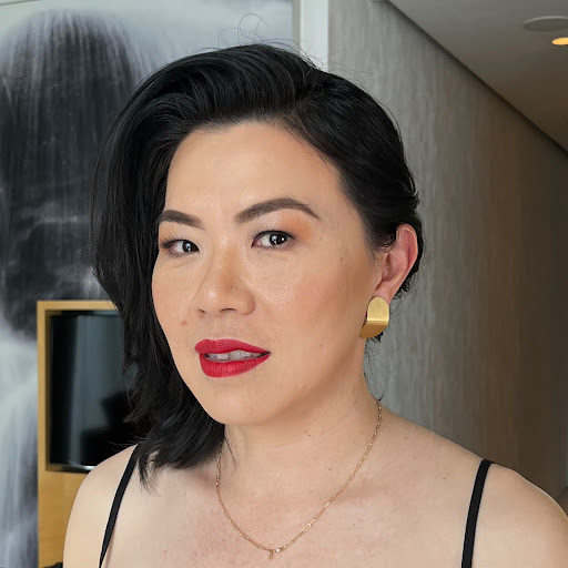 Linda Chang Photo 22