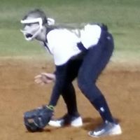 Stephanie Reaves Photo 39