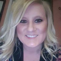Courtney Hutchinson Photo 30