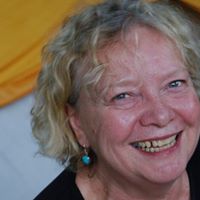 Catherine Darling Photo 21