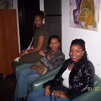 Constance Reynolds Photo 29