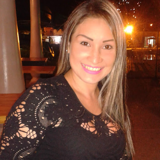 Sara Barajas Photo 6