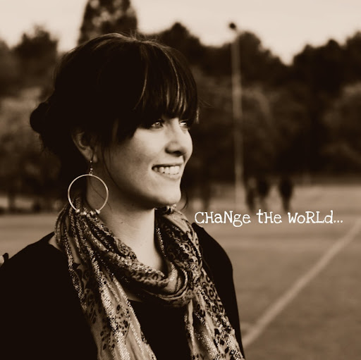 Robyn Simpson Photo 21