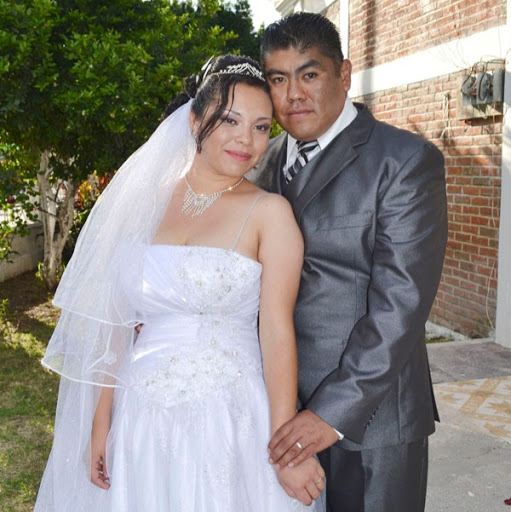 Karen Vega Photo 18