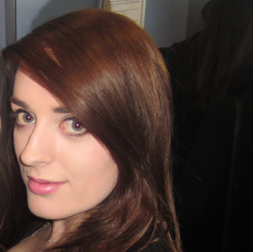 Amy Plumb Photo 10