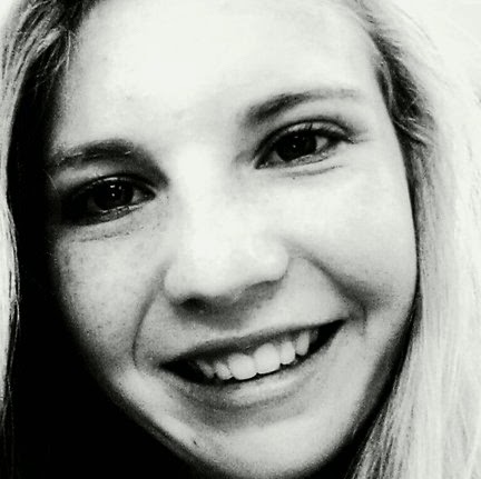 Hannah Pollock Photo 29