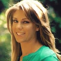 Alexandra Robbins Photo 9