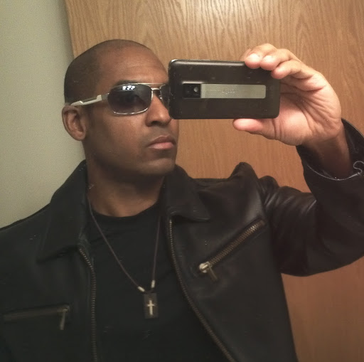 Michael Felton Photo 41