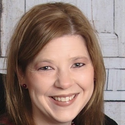 Suzanne Adams Photo 22