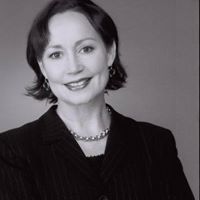Margaret Chambers Photo 34