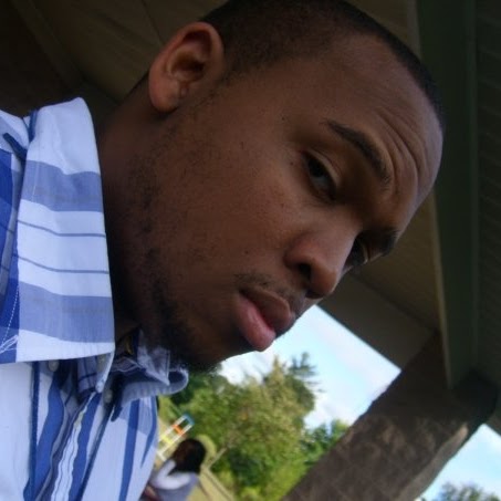 Robert Blue Photo 9