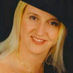 Hazel Jennings Photo 7
