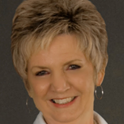 Carolyn Douglas Photo 25