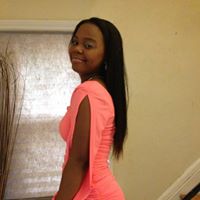 Nina Walker Photo 30
