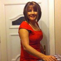 Julie Devlin Photo 39