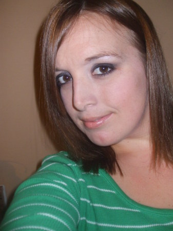 Samantha Reynolds Photo 4