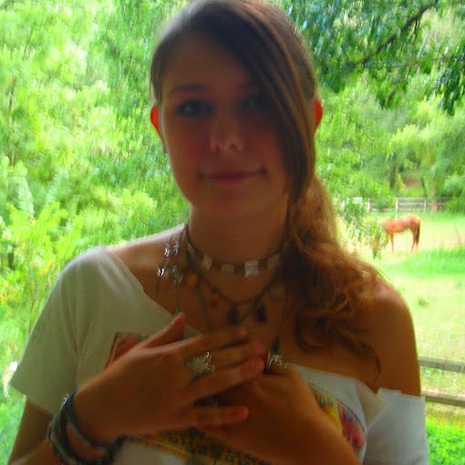 Amanda Nix Photo 19