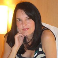 Julie Scott Photo 37