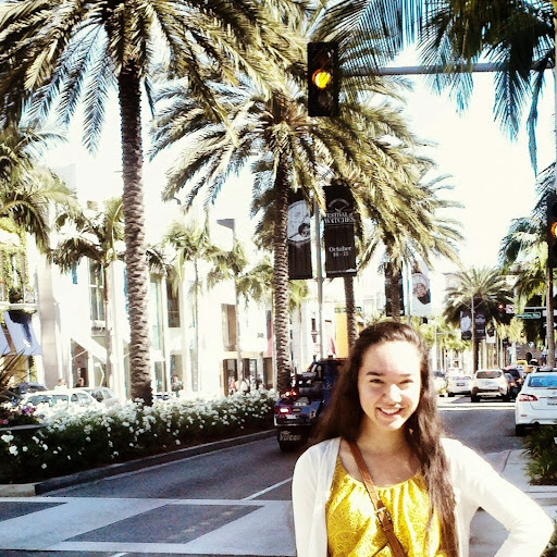 Erica Castillo Photo 13